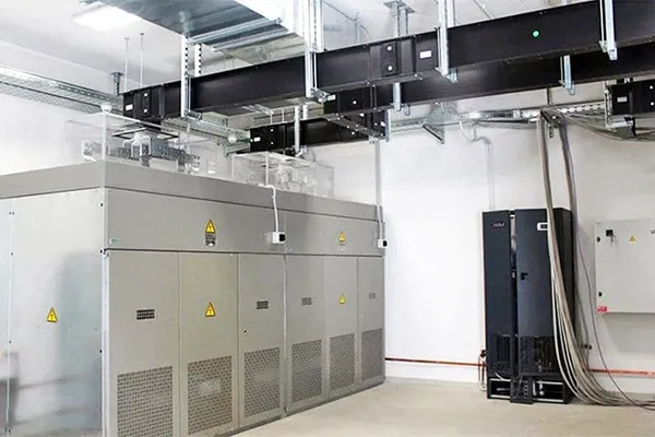 एयर इंसुलेटेड बसडक्ट्स का कार्य